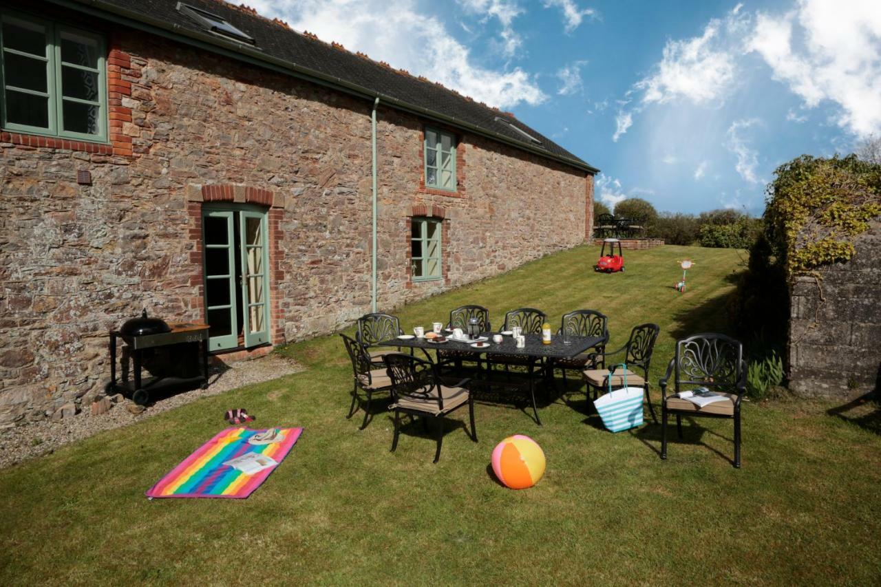 Long Barn Holiday Cottages 뉴턴애벗 외부 사진